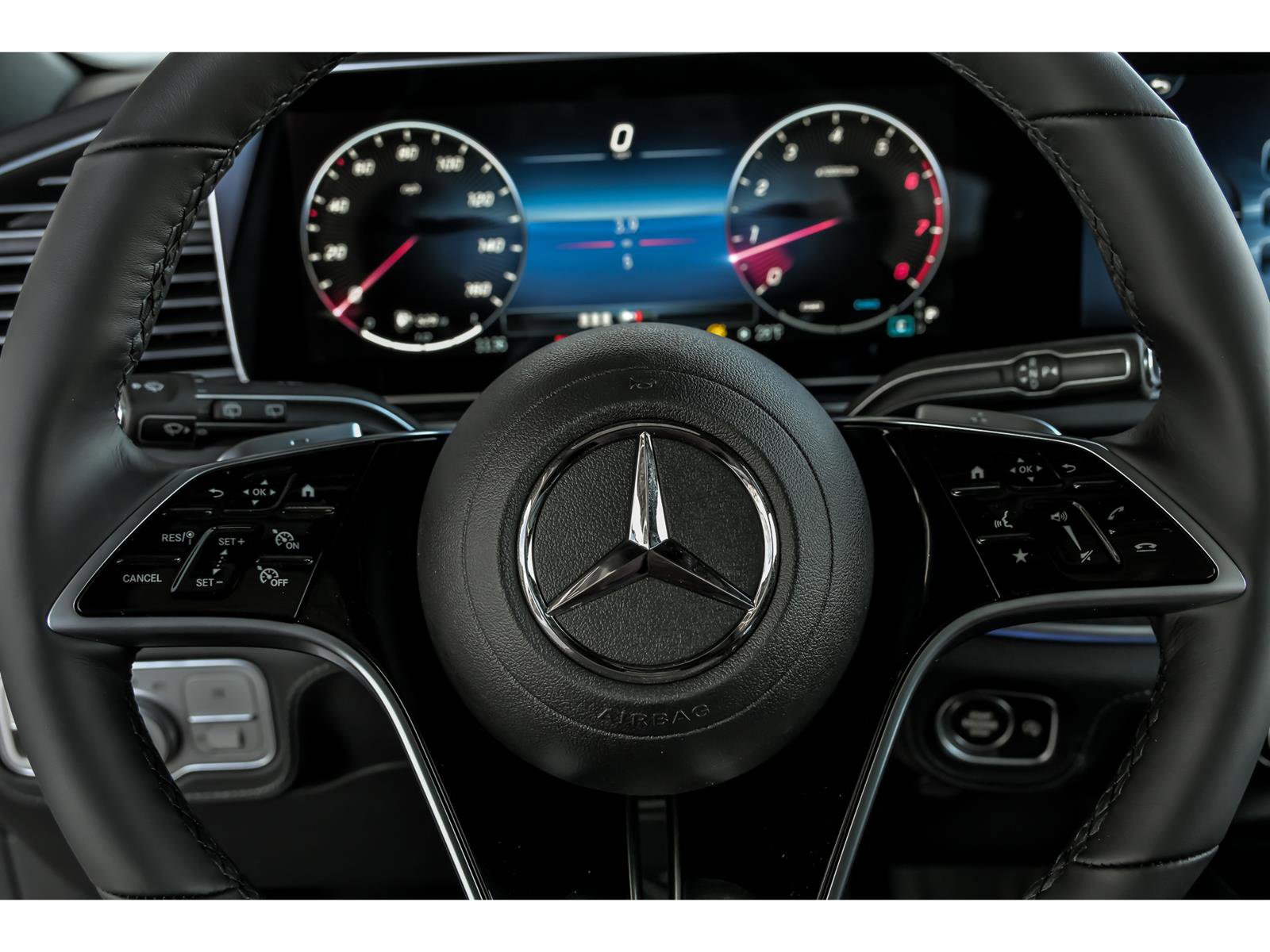 Used 2026 Mercedes-Benz GLE 450 4MATIC image 14