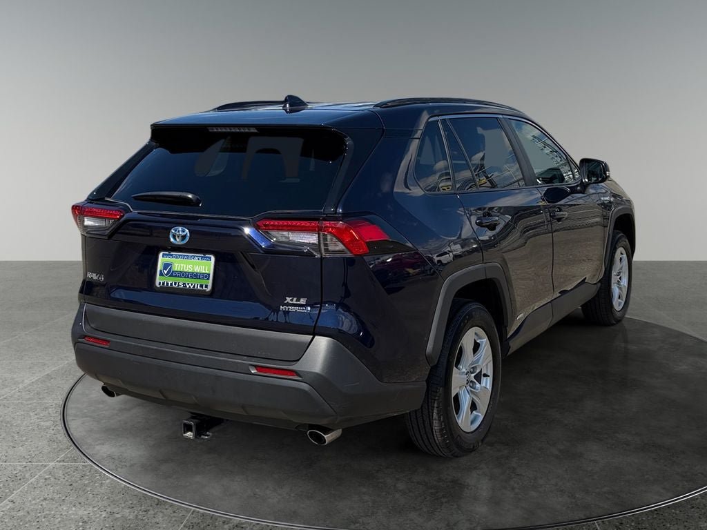 Used 2021 Toyota RAV4 XLE AWD/4WD image 9