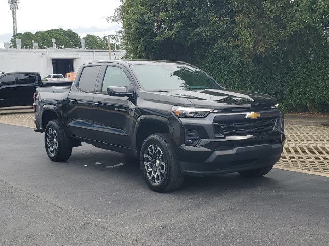 Used 2024 Chevrolet Colorado LT w/ LT Convenience Package III RWD image 35