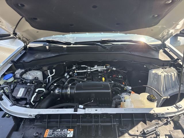 Used 2022 Ford Explorer XLT AWD/4WD image 25