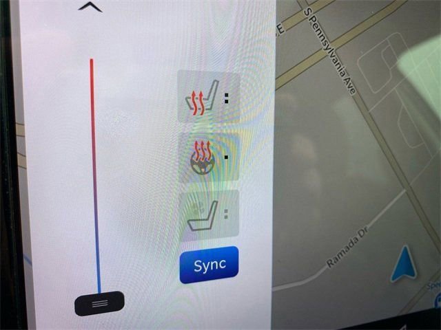 Used 2023 Chrysler Pacifica Limited image 34