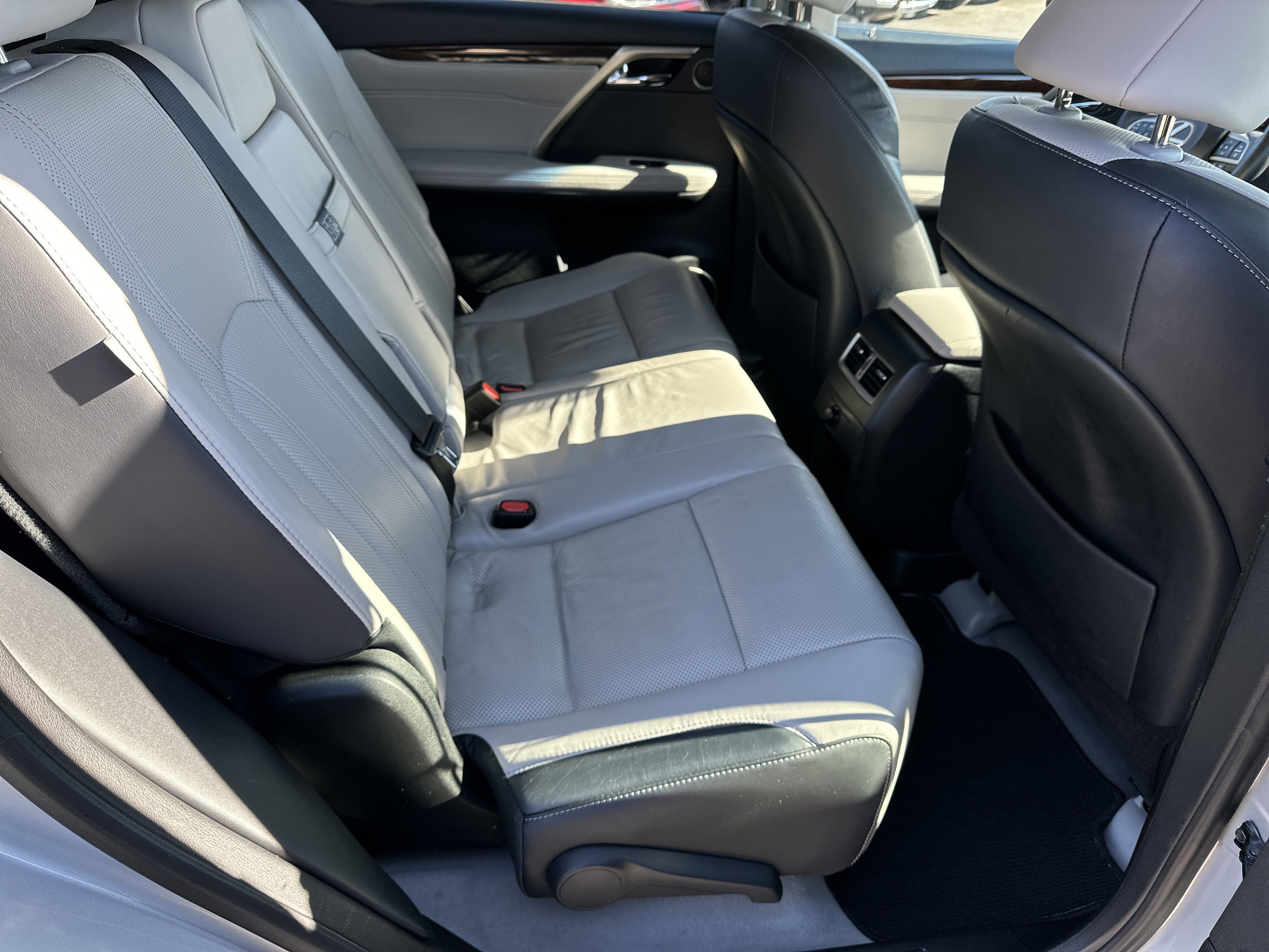 Used 2019 Lexus RX 350 AWD w/ Navigation Package image 16