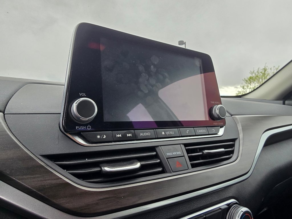 Used 2025 Nissan Altima 2.5 SV image 21