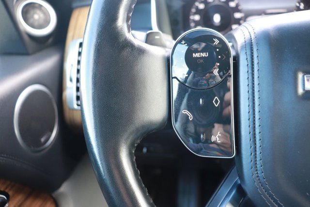 Used 2018 Land Rover Range Rover image 24