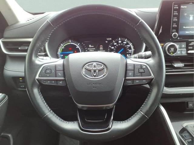 Used 2021 Toyota Highlander XLE image 15
