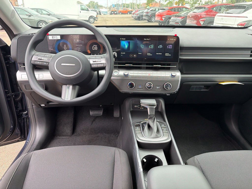 New 2027 Hyundai Kona SE AWD/4WD image 17