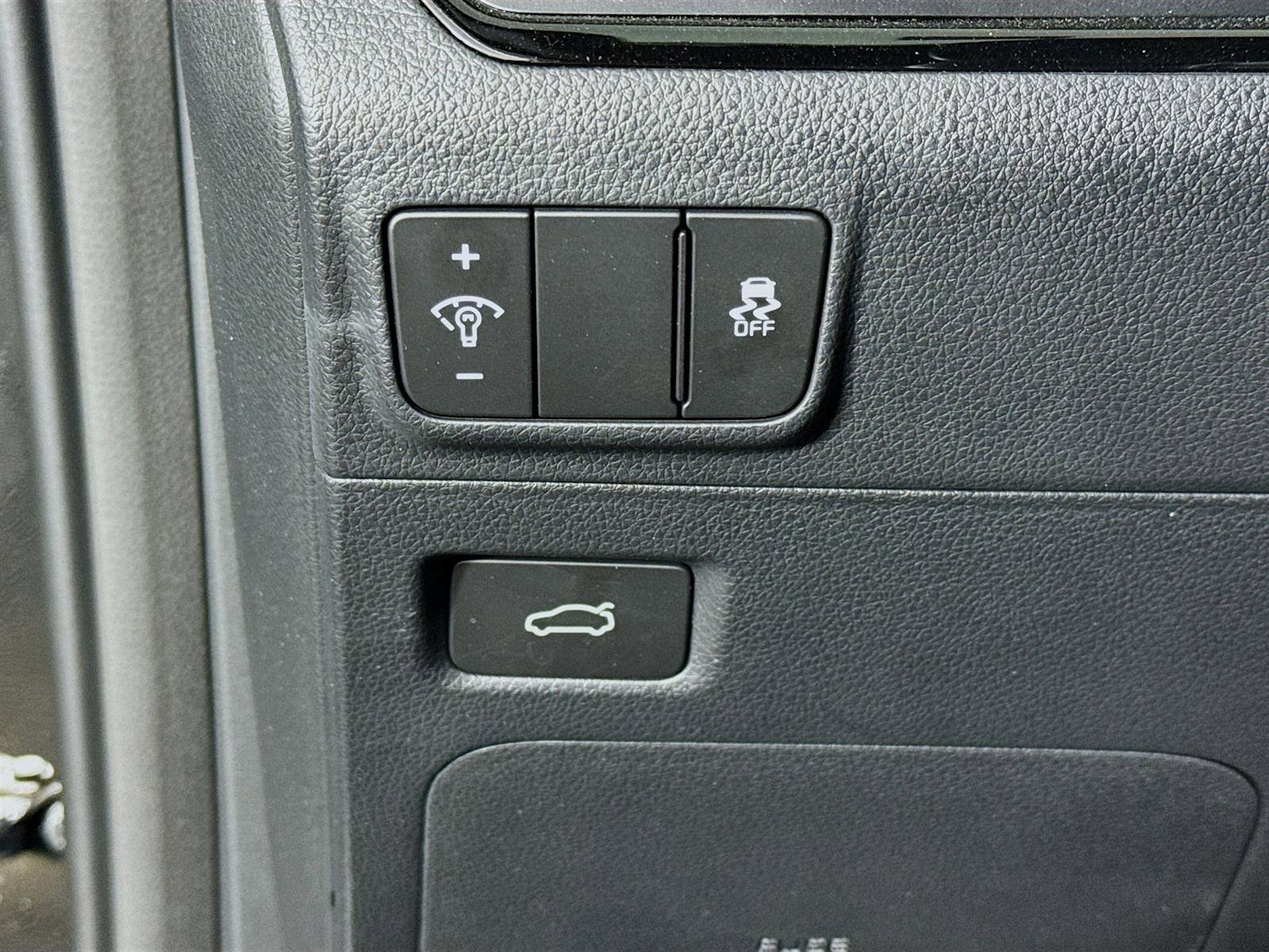 Certified 2026 Kia K5 GT FWD image 10