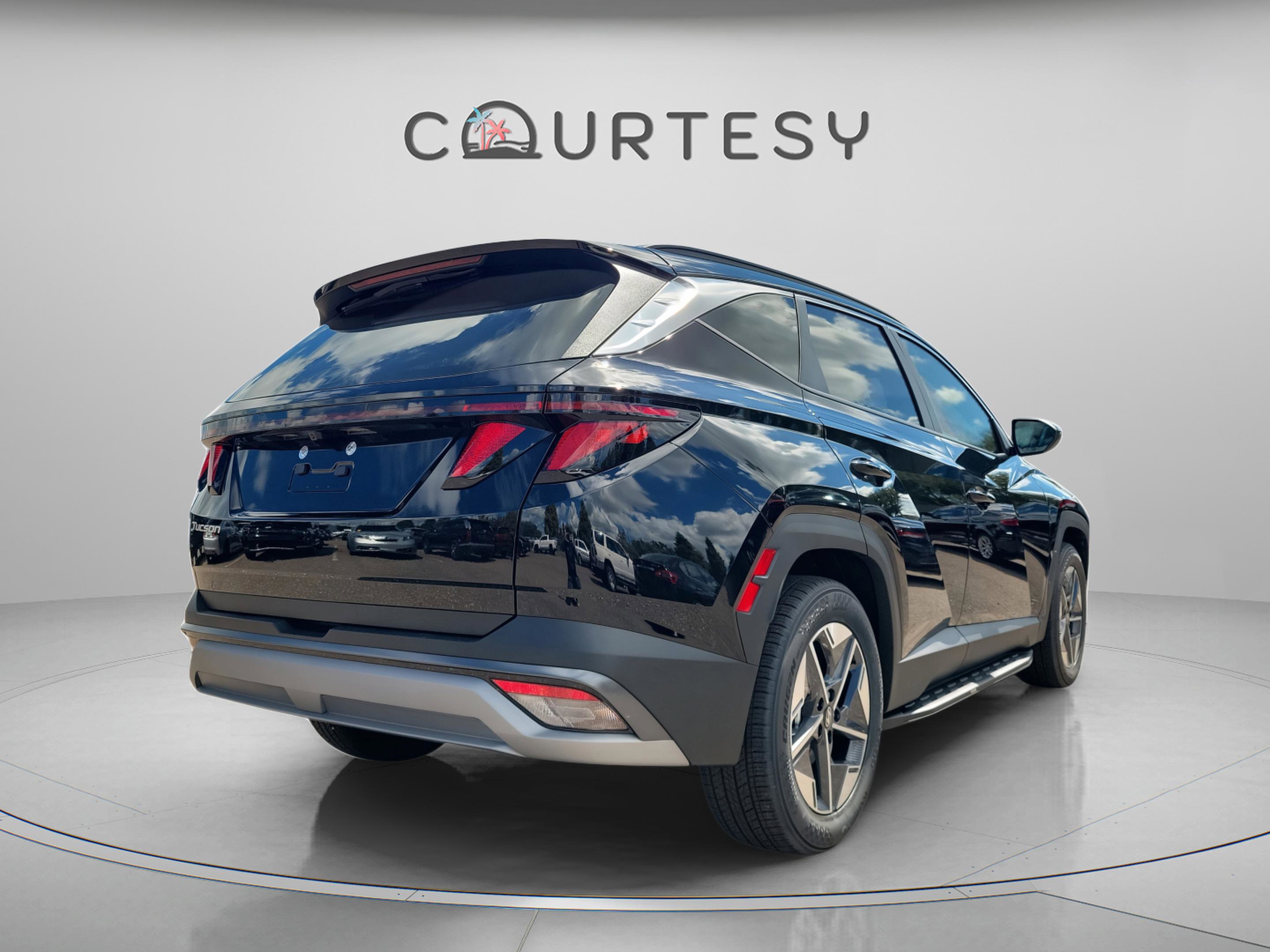 New 2026 Hyundai Tucson SEL image 3