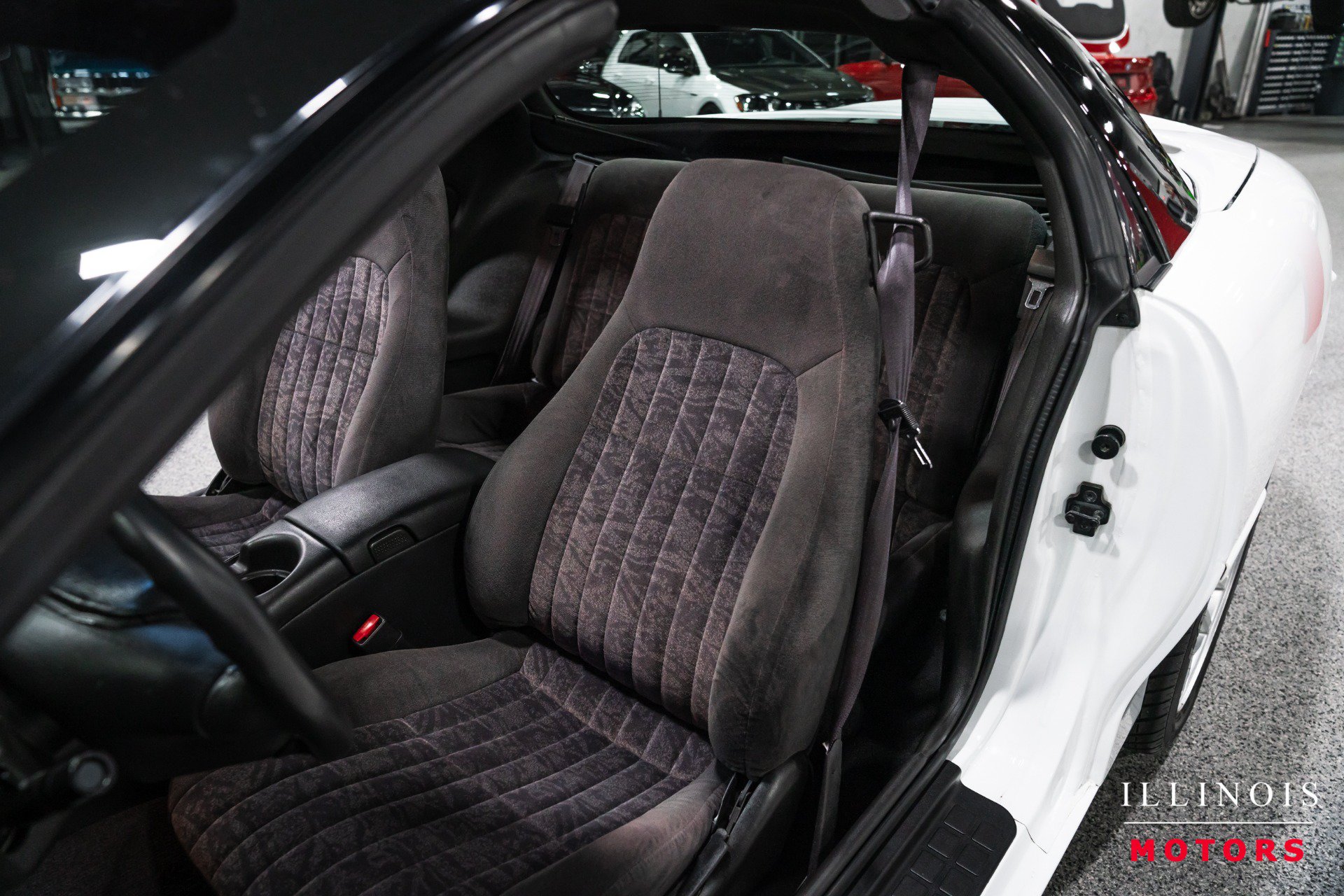 Used 2000 Chevrolet Camaro Z28 w/ SS Performance/Appearance Pkg RWD image 18