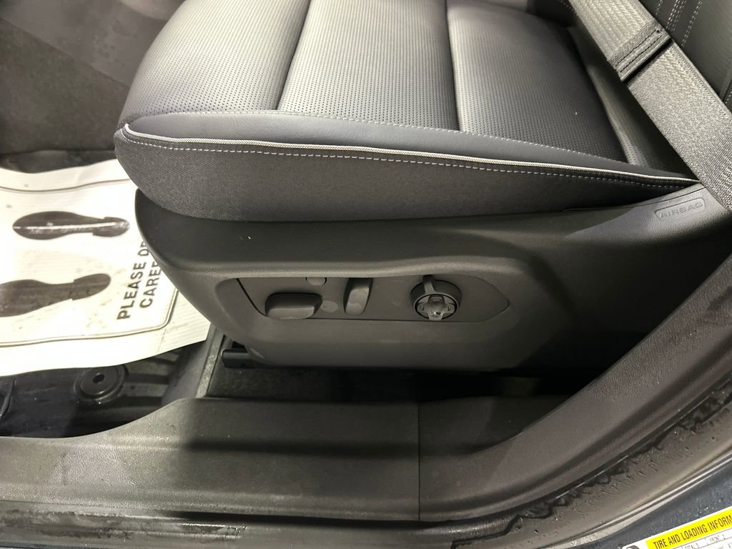 New 2026 Buick Envision Avenir image 11