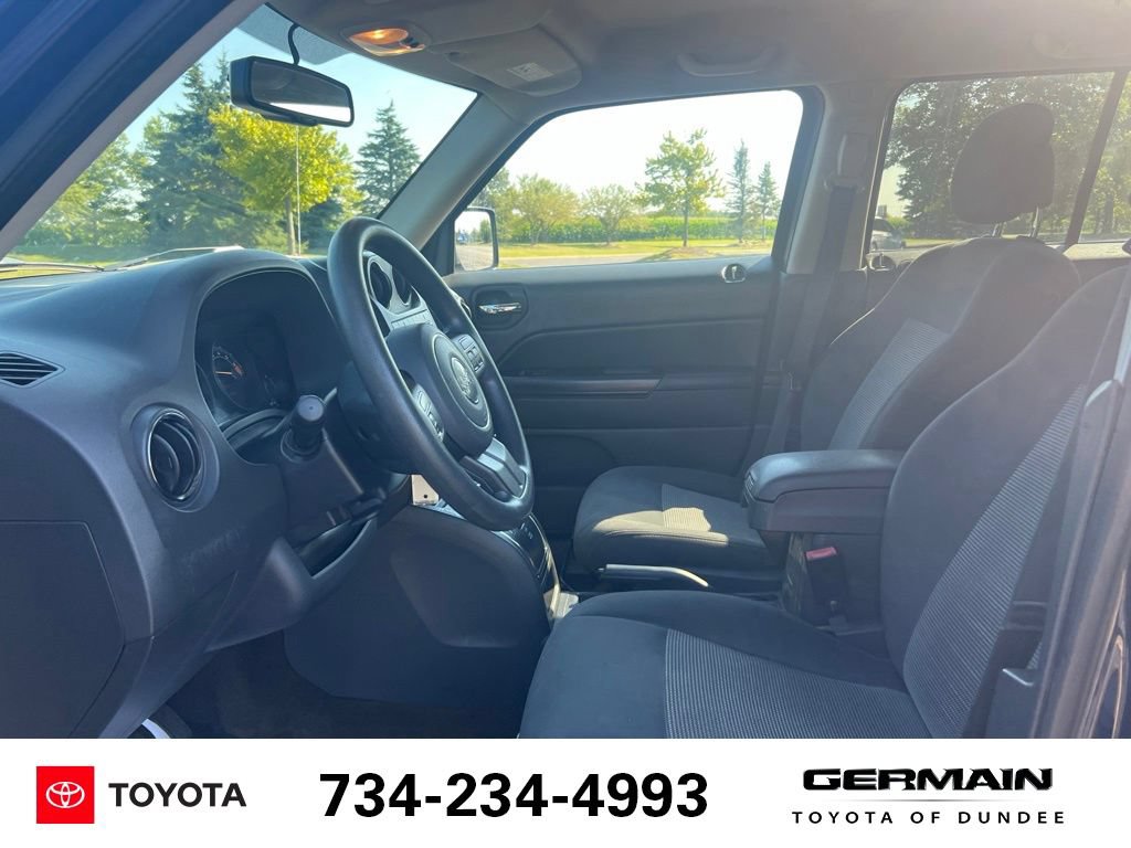 Used 2017 Jeep Patriot Sport w/ Power Value Group FWD image 21
