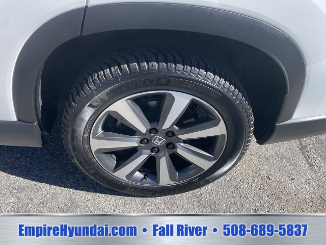 Used 2023 Honda Pilot Touring image 10