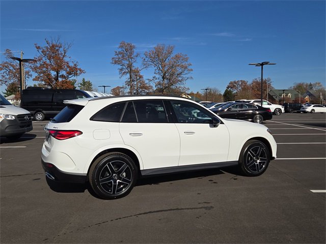 New 2026 Mercedes-Benz GLC 300 4MATIC image 3