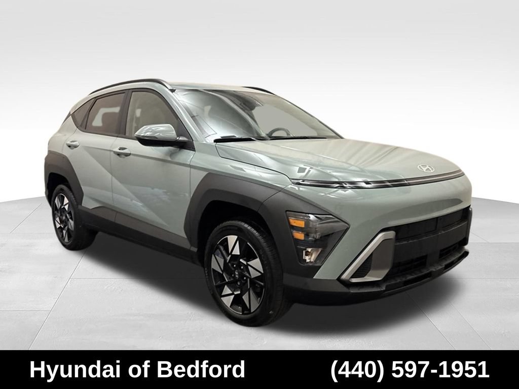 Used 2024 Hyundai Kona SEL w/ Convenience Package AWD/4WD image 3