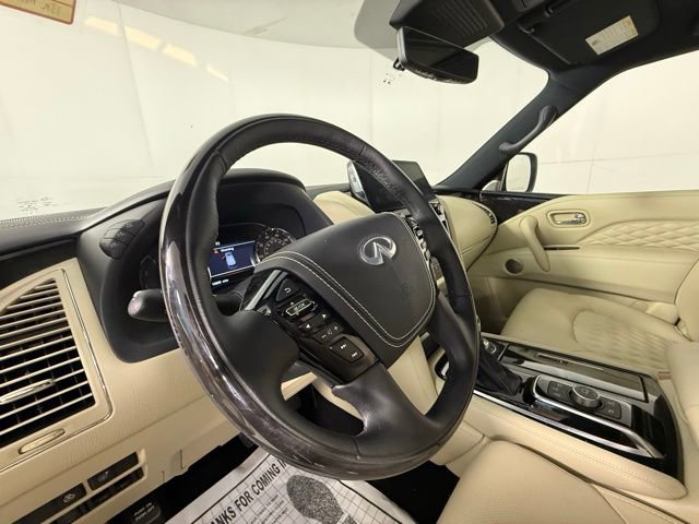 Used 2024 INFINITI QX80 Sensory AWD/4WD image 6