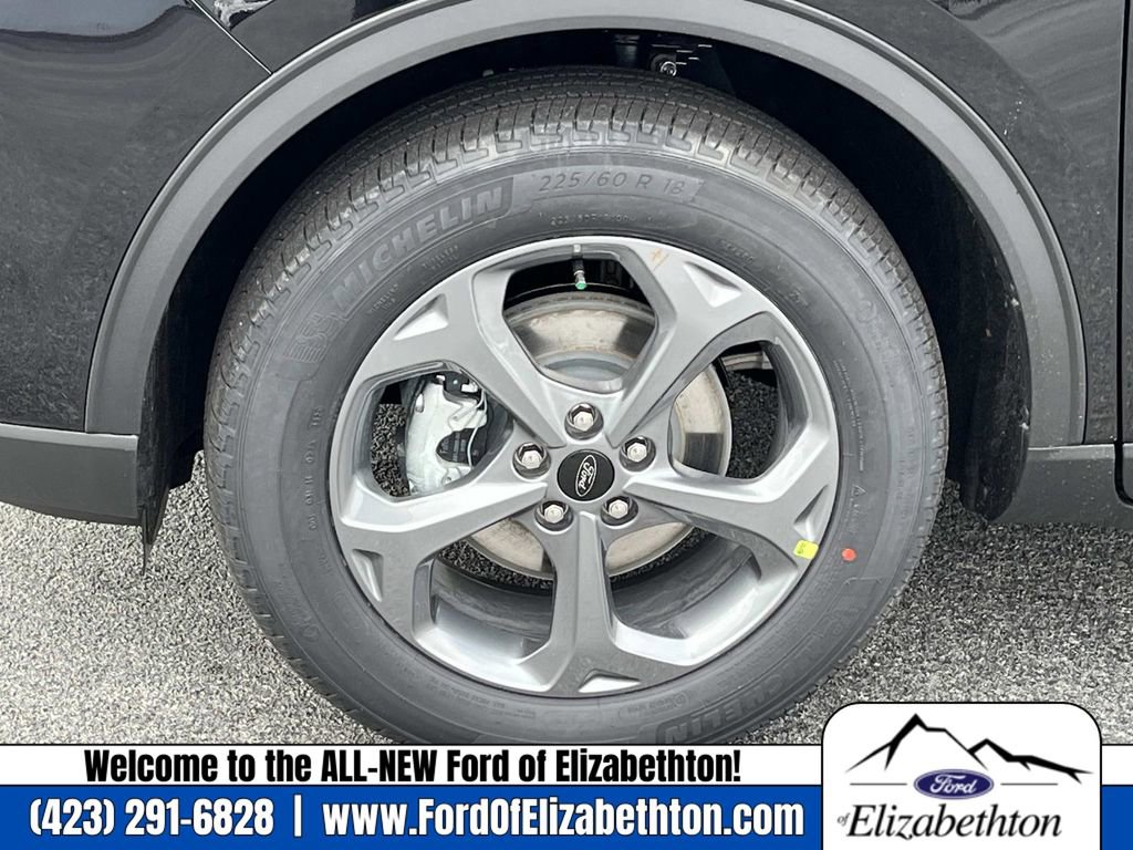 New 2026 Ford Escape ST-Line Select w/ Equipment Group 401A image 11
