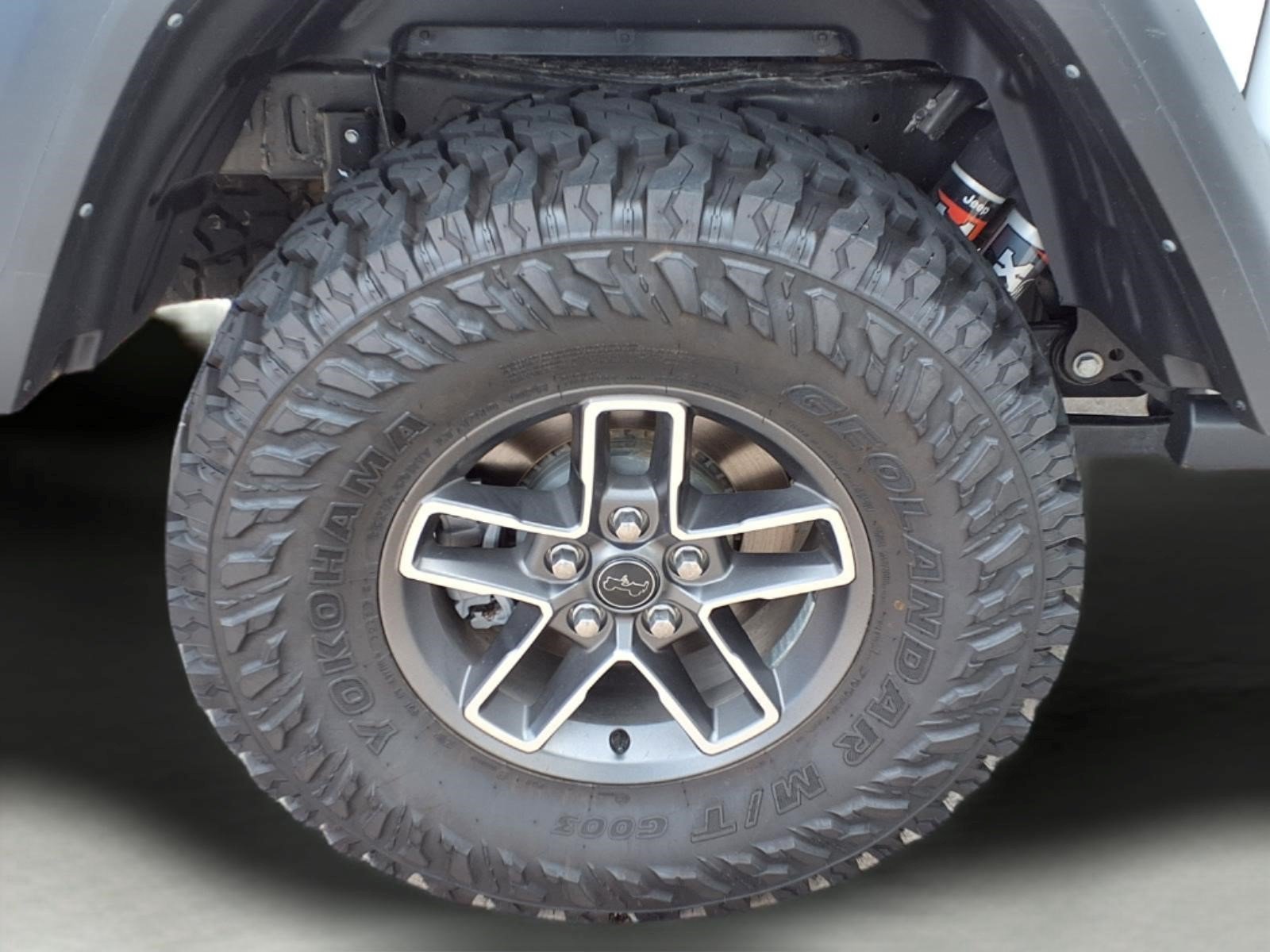 Used 2024 Jeep Gladiator Mojave w/ Convenience Group AWD/4WD image 9