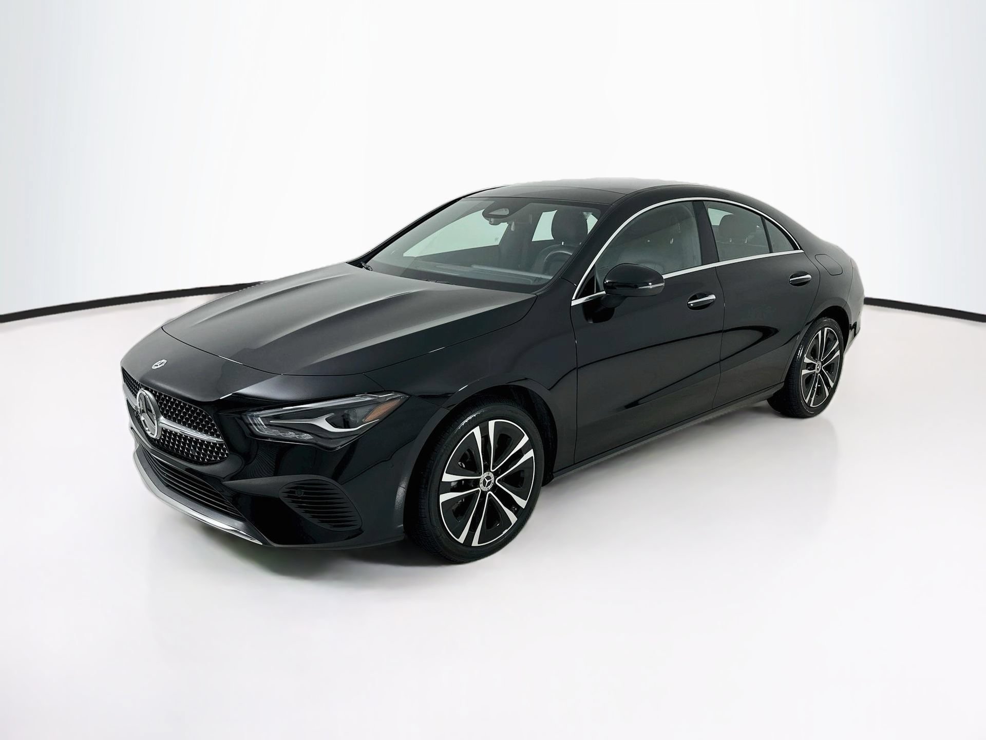 Certified 2025 Mercedes-Benz CLA 250 image 3
