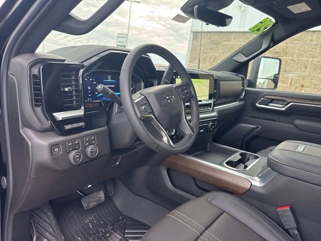 New 2026 Chevrolet Silverado 2500 High Country w/ Midnight Edition image 13