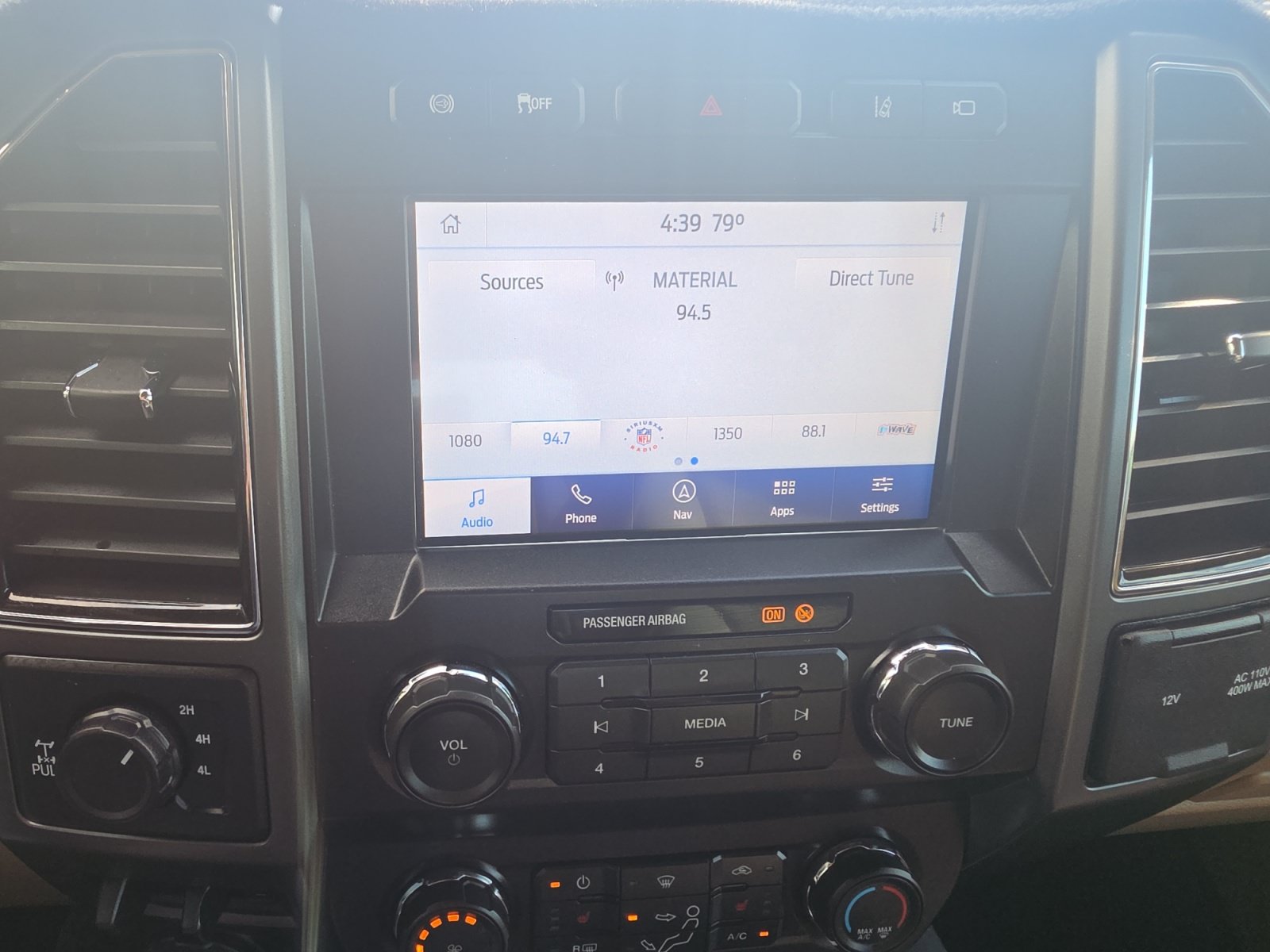 Used 2020 Ford F350 XLT w/ XLT Premium Package AWD/4WD image 20