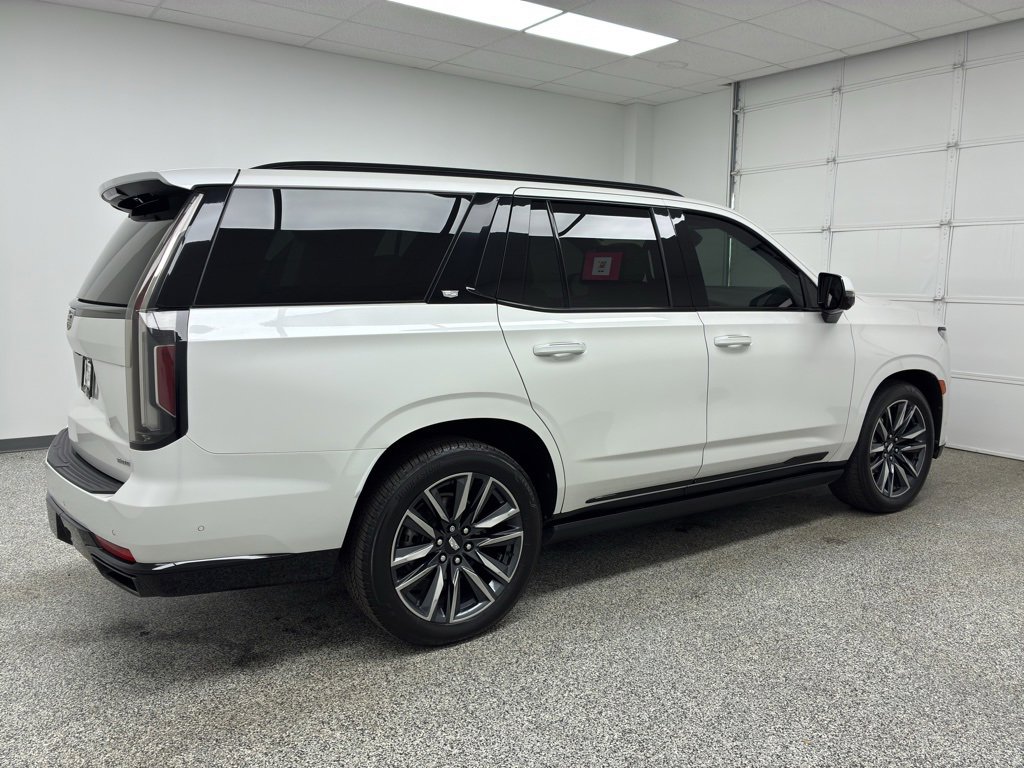 Used 2023 Cadillac Escalade Sport Platinum image 11