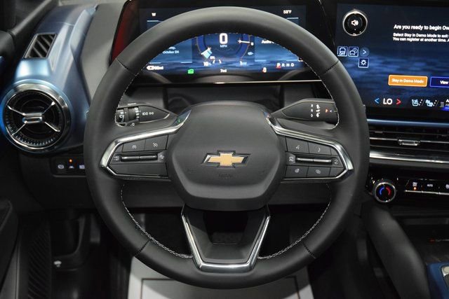 New 2026 Chevrolet Equinox EV LT w/ Convenience Package II FWD image 33