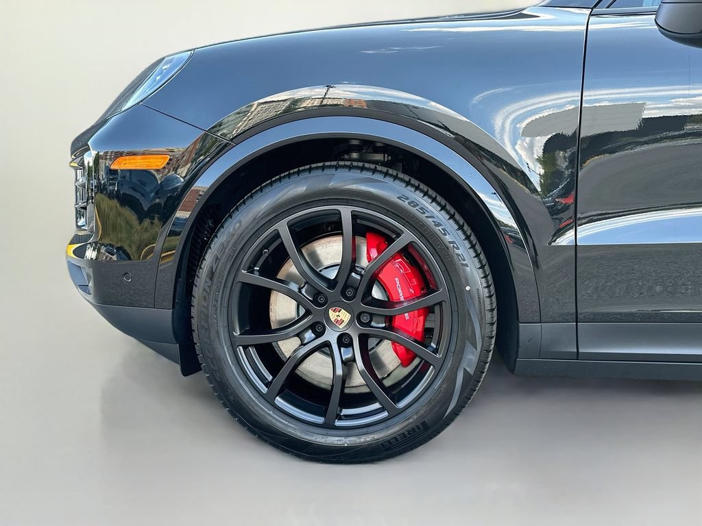 New 2026 Porsche Cayenne S AWD/4WD image 33