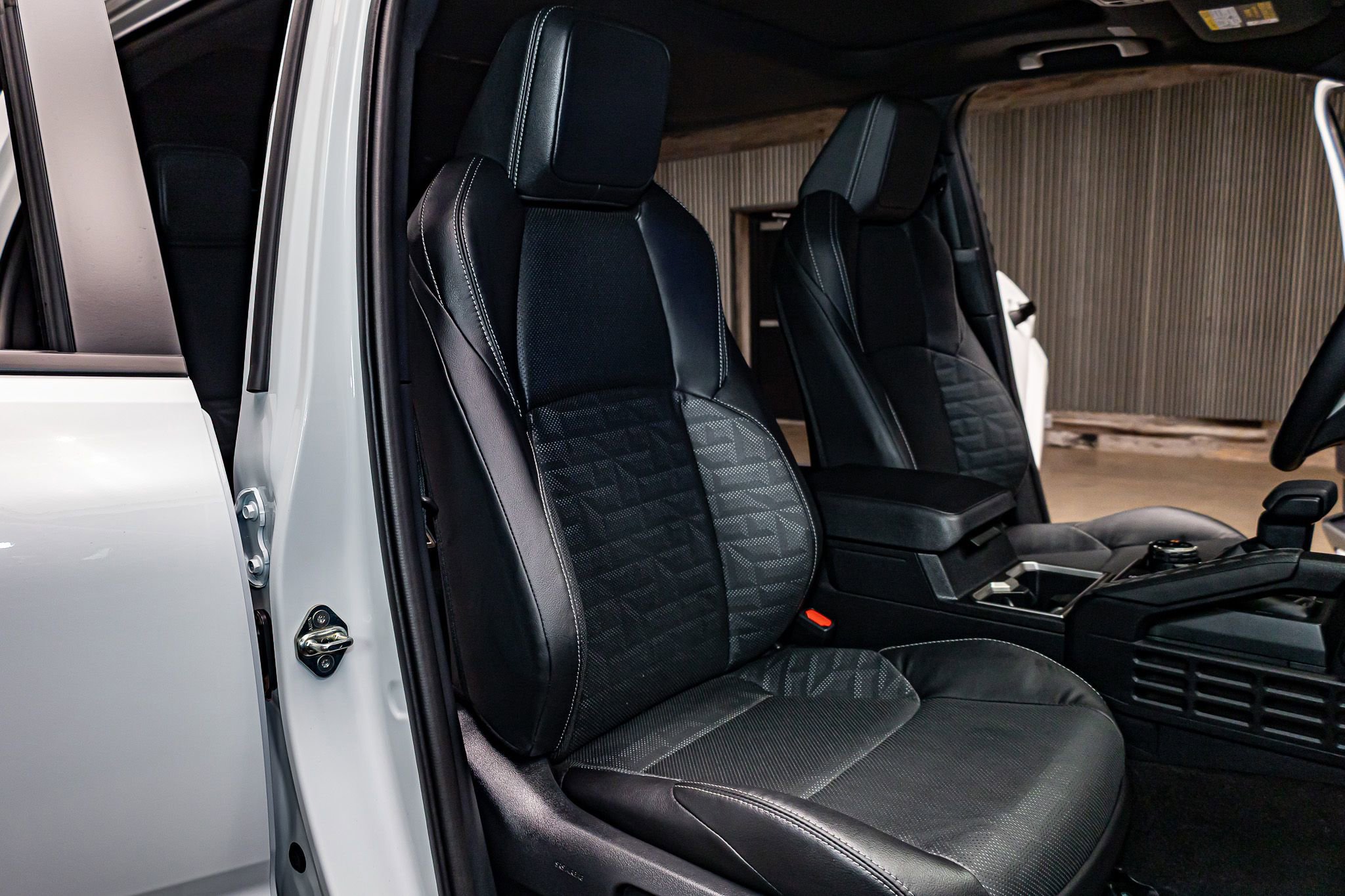 Used 2025 Toyota 4Runner TRD Off-Road Premium image 28