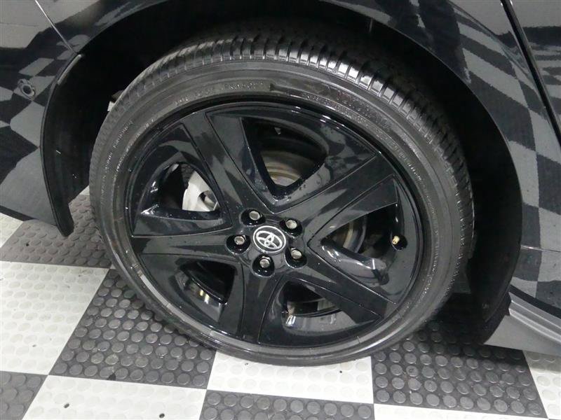 Used 2022 Toyota Prius FWD image 16