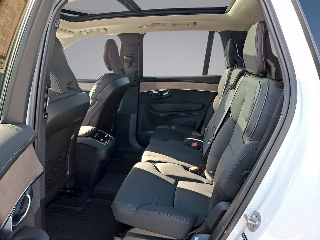 Certified 2025 Volvo XC90 B5 Core AWD/4WD image 26