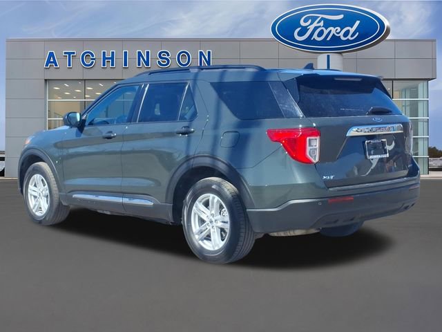 Used 2024 Ford Explorer XLT image 4