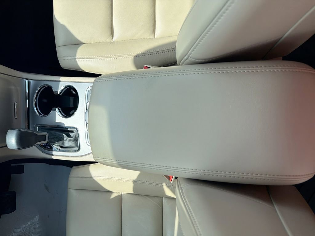 Used 2021 Jeep Grand Cherokee Limited image 32