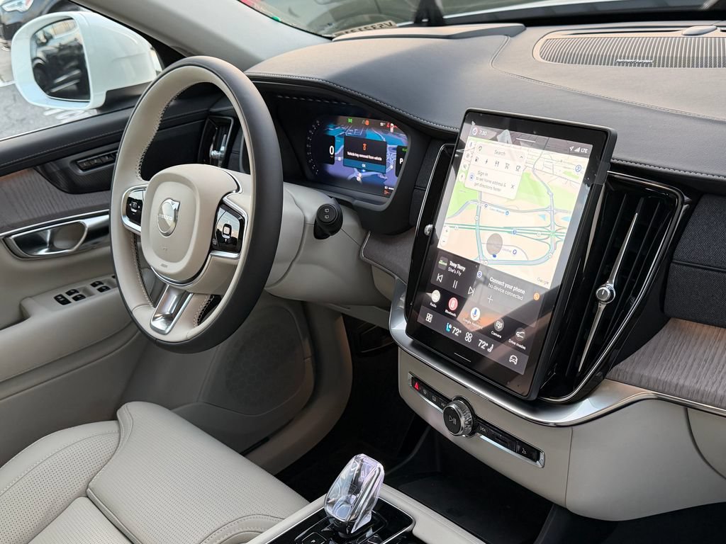 New 2026 Volvo XC90 T8 Ultra AWD/4WD image 7