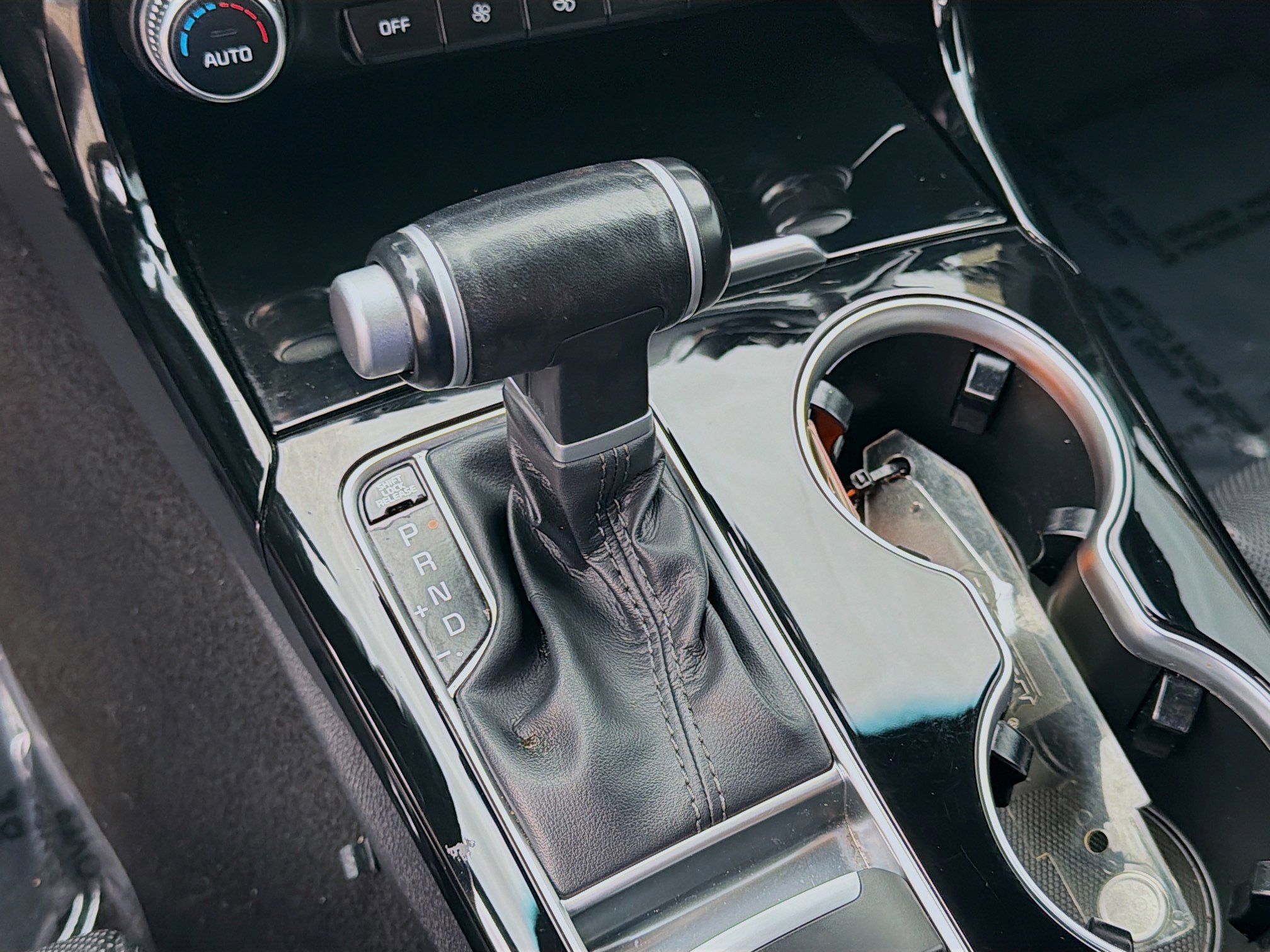 Used 2023 Kia Stinger GT-Line image 16