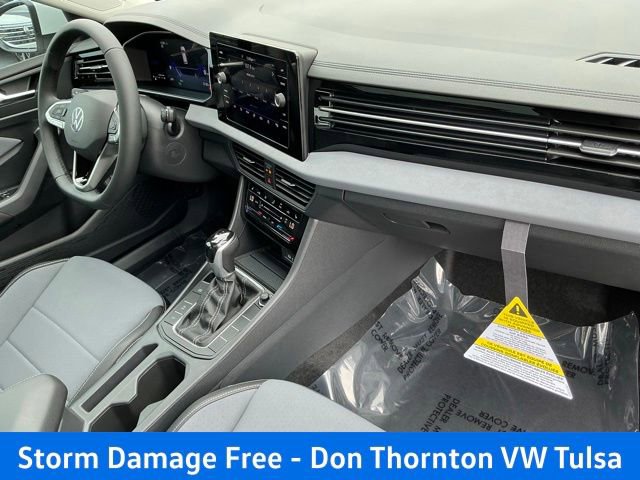 New 2026 Volkswagen Jetta SE FWD image 19