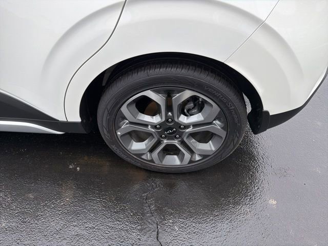 Used 2025 Kia Soul EX image 15