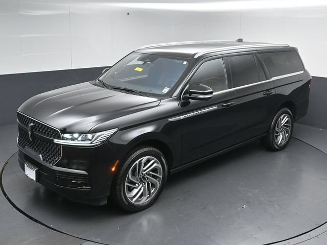 Certified 2025 Lincoln Navigator L Reserve AWD/4WD image 52
