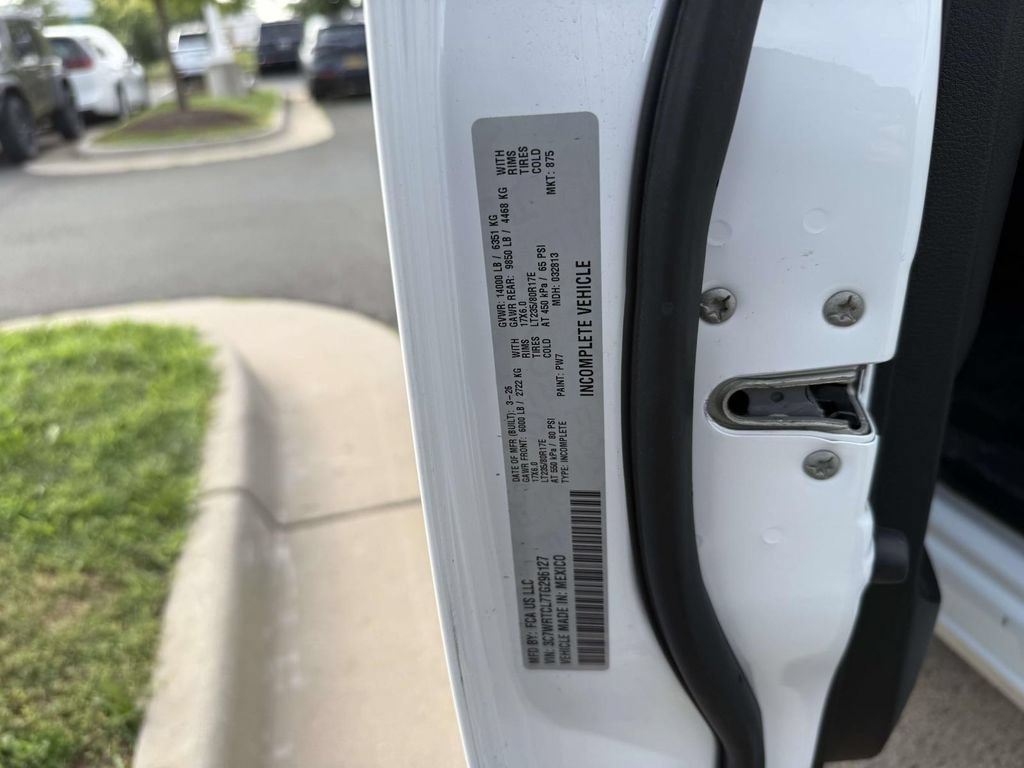 New 2026 RAM 3500 Tradesman AWD/4WD image 32