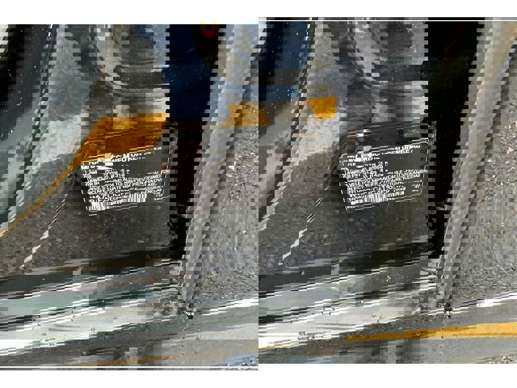 Used 2016 BMW 750i xDrive image 35