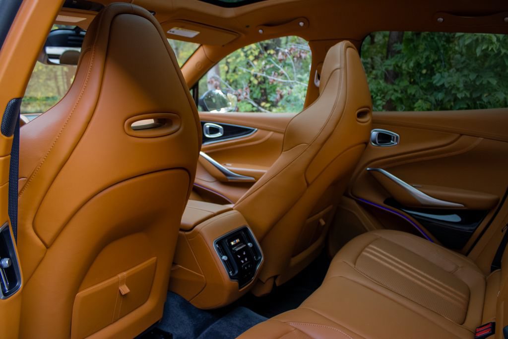 Used 2025 Aston Martin DBX 707 AWD/4WD image 14