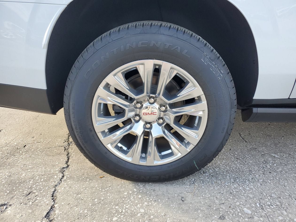 New 2026 GMC Yukon XL Denali w/ Sun & Power Step Package RWD image 6