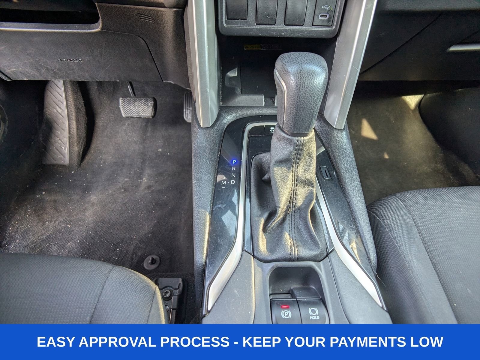 Used 2024 Toyota Corolla Cross LE FWD image 29