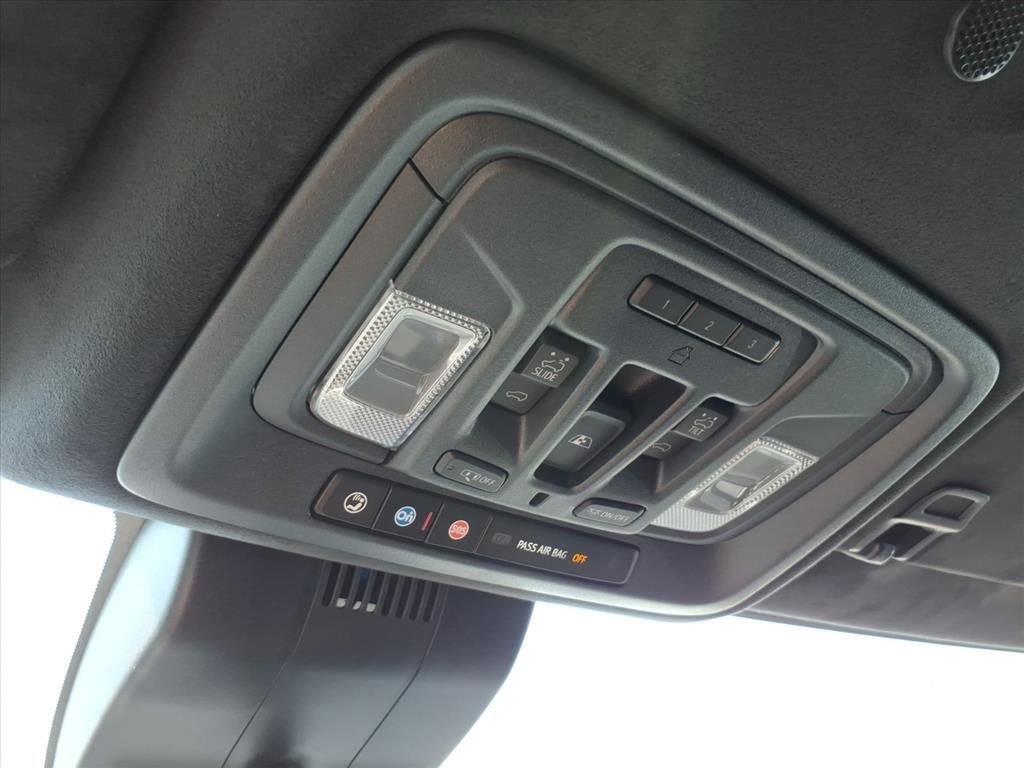 Used 2026 GMC Sierra 2500 AT4X image 24