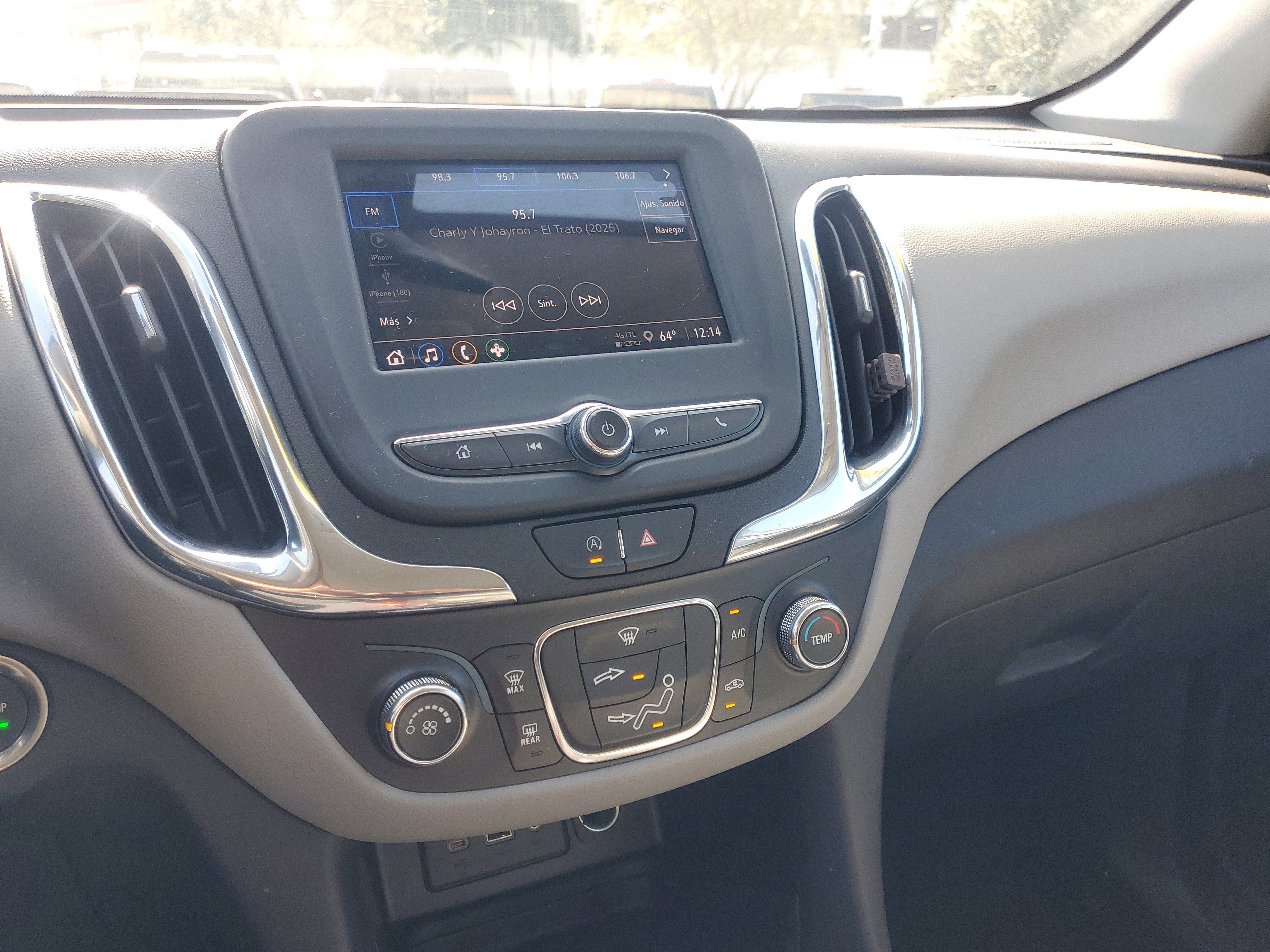 Used 2023 Chevrolet Equinox LS image 24