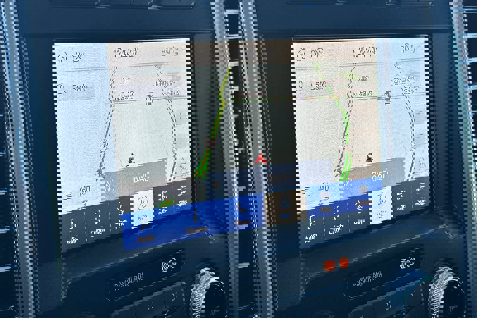 Certified 2020 Ford F250 Platinum w/ FX4 Off-Road Package image 18