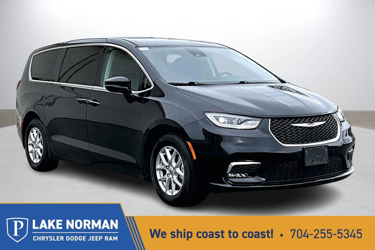 Certified 2024 Chrysler Pacifica Touring-L