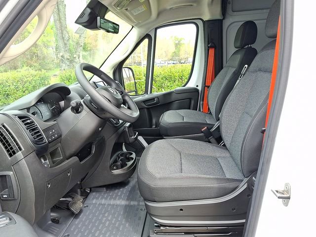 Used 2024 RAM ProMaster 2500 w/ Safety Group image 8