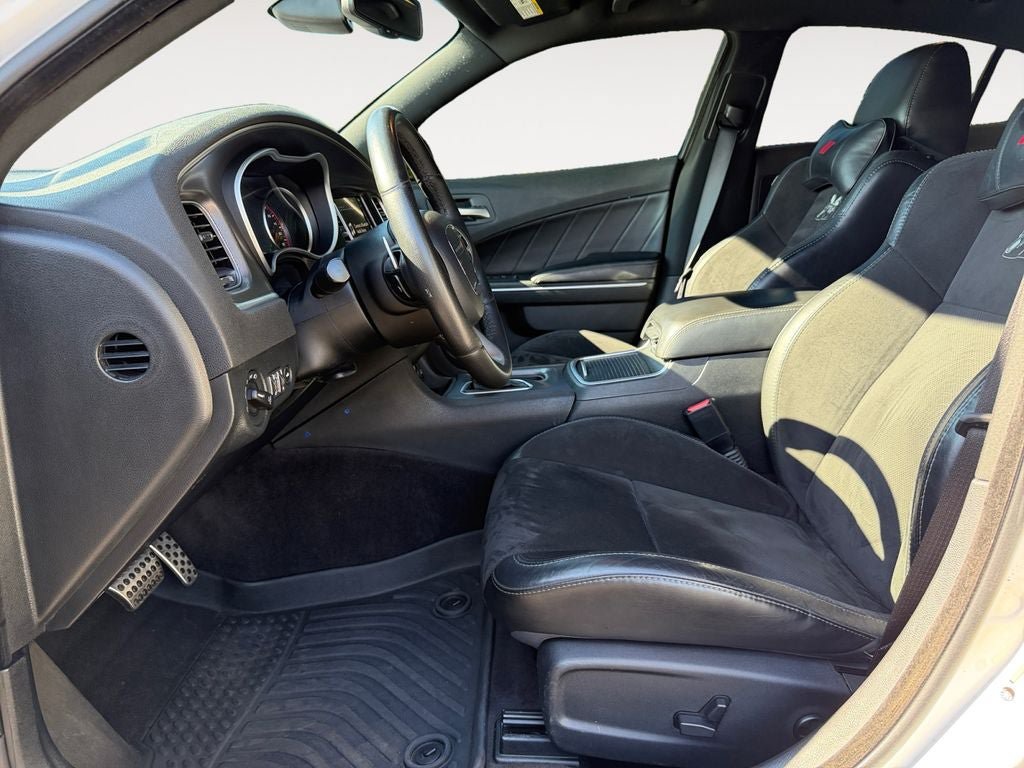Used 2018 Dodge Charger R/T Scat Pack RWD image 6