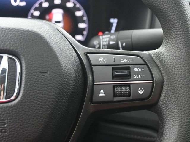 Used 2025 Honda Accord SE image 2