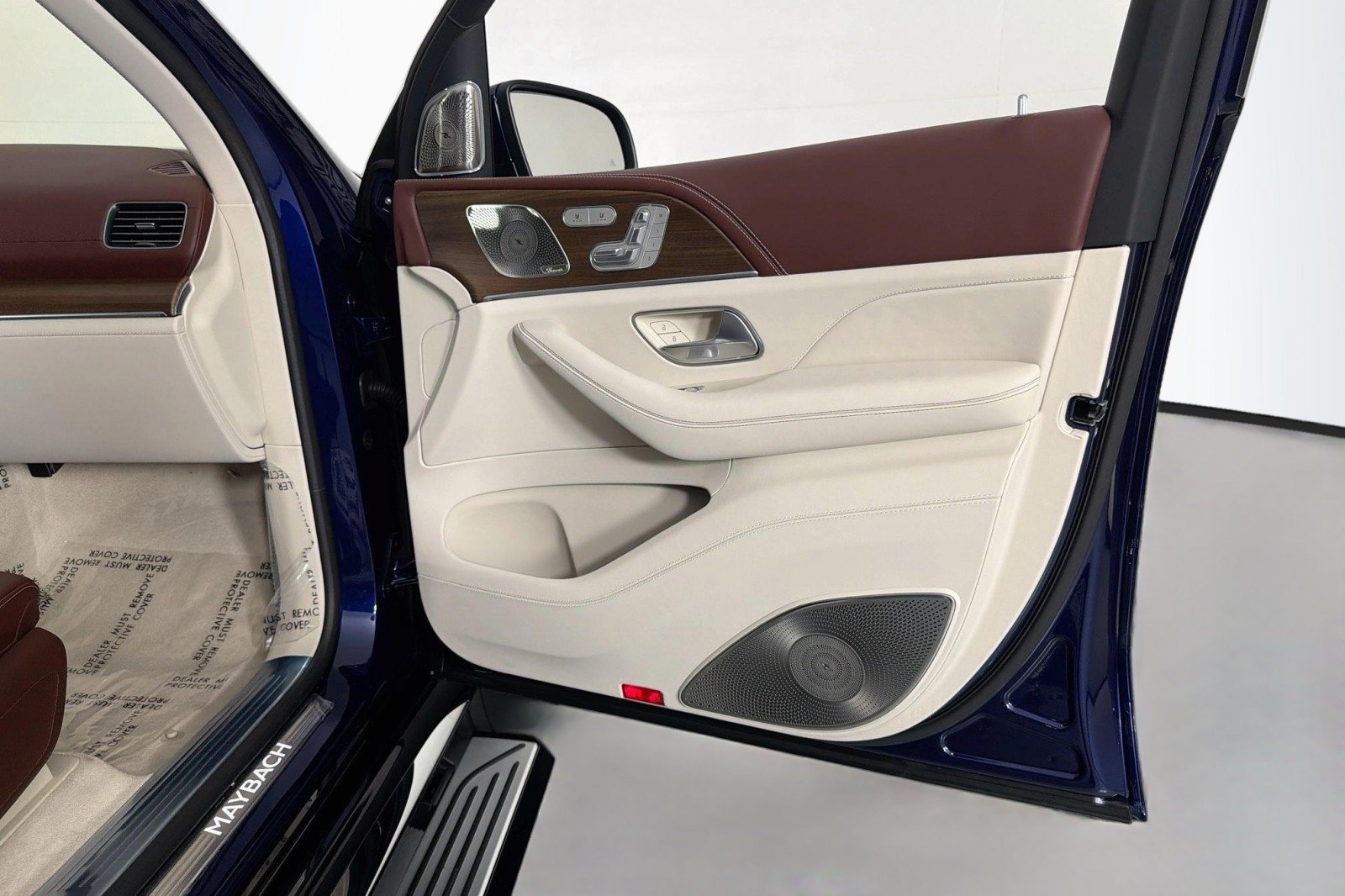 New 2026 Mercedes-Benz Maybach GLS 600 4MATIC image 26